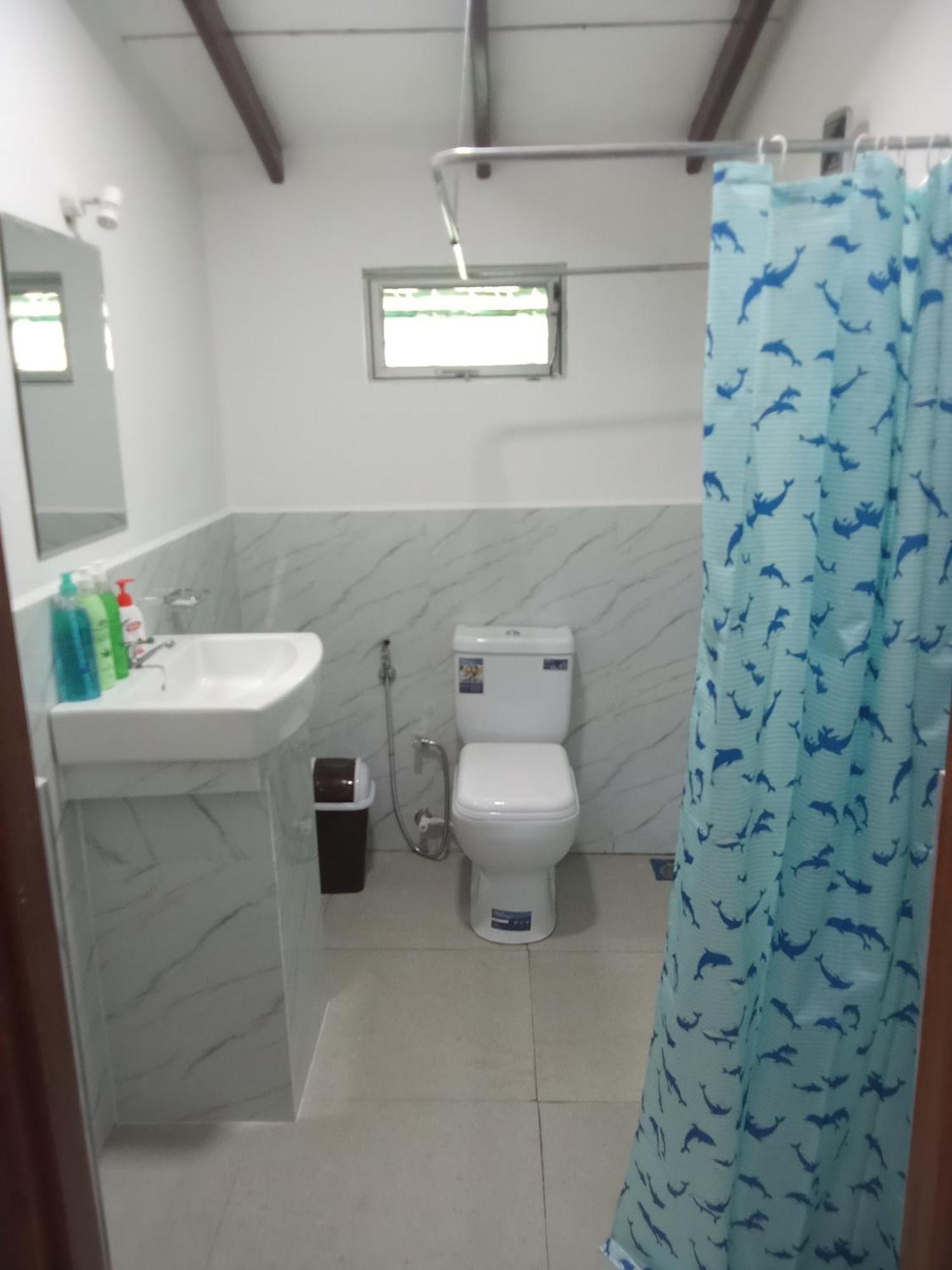 Kavee Transit Hotel 카투나야크 외부 사진